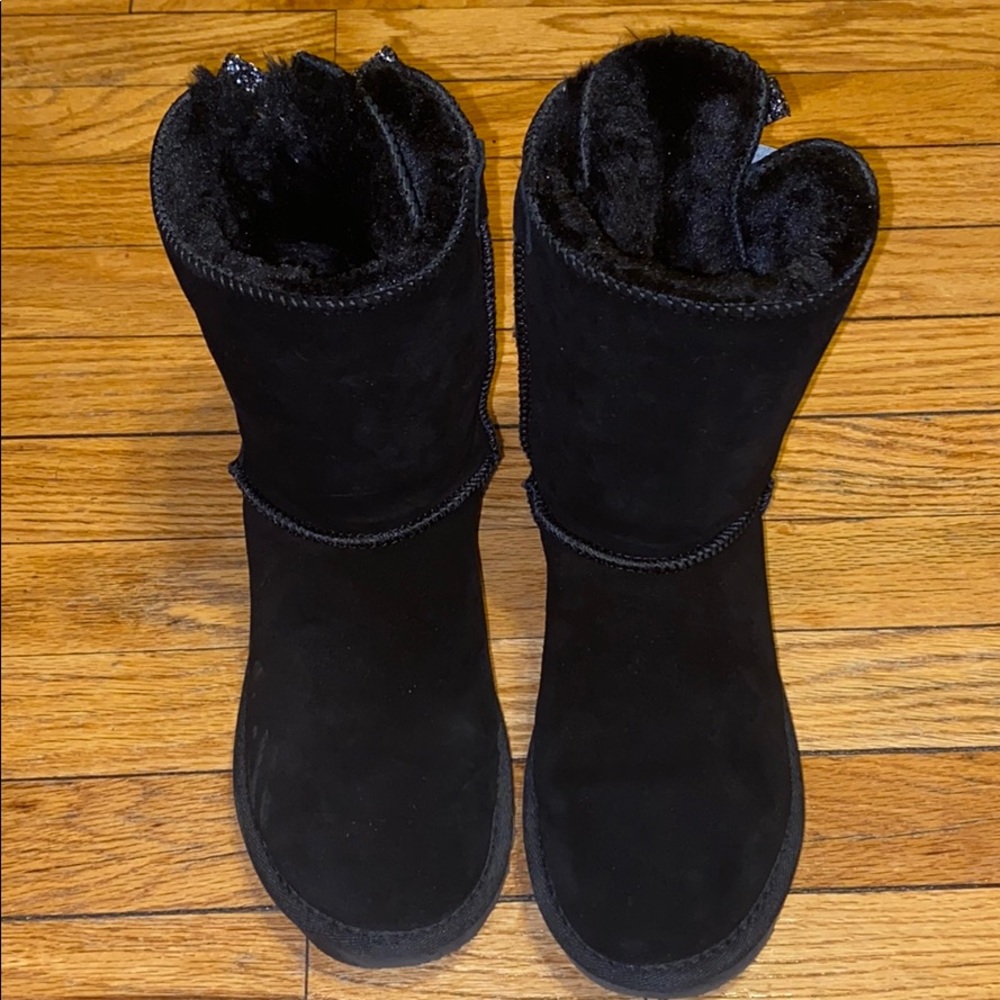 Ugg Bailey boot with bows